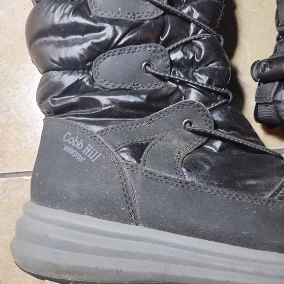 Cobb Hill Waterproof Black Puffer Boots with Faux Fur Lining Size 6M - Picture 3 of 7